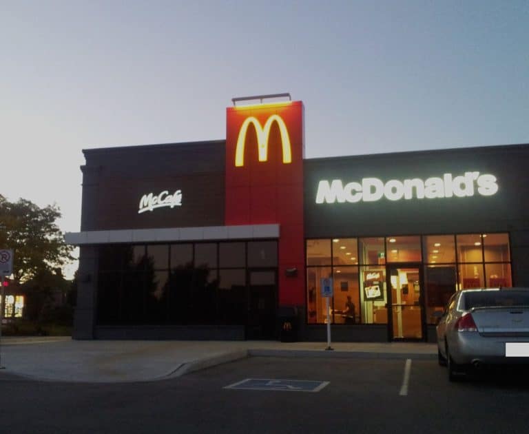 mcdonald's-hiring-near-me - DailyWorkhorse.com