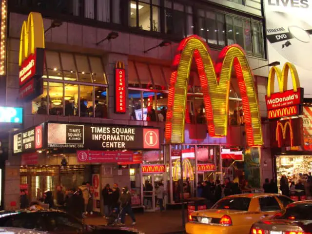 How Much Does McDonald’s Pay Its Employees?