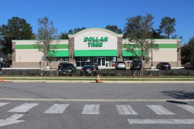 How much does Dollar Tree pay its workers? Evidently, not nearly enough!