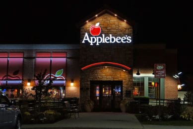 How much does Applebee's pay? See the answer and find out other important details before you apply.