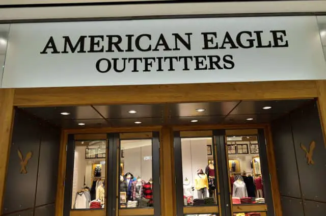 How much does American Eagle pay?