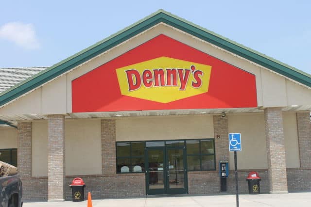 See Denny's job descriptions to help you decide which job to choose.