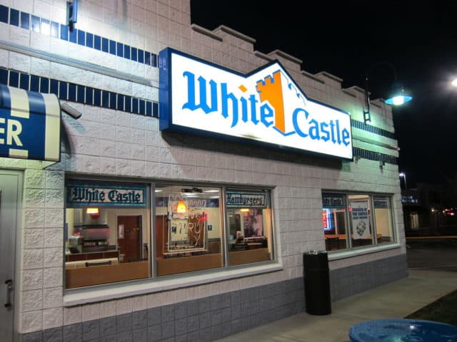 How much does White Castle pay?